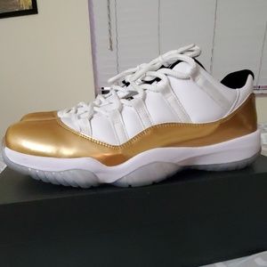 Air Jordan 11 Retro Low